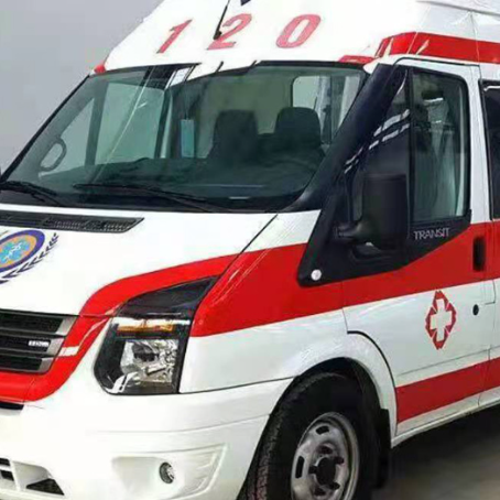 长武非急救护送病人转院租赁救护车的优缺点对比